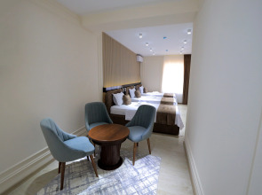 Отель AMIR PLAZA