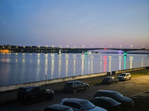 Квартира в доме на набережной реки Волга