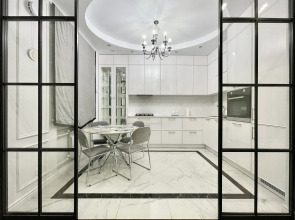 Апартаменты 4-комнатные HomeApart Свердлова, 26