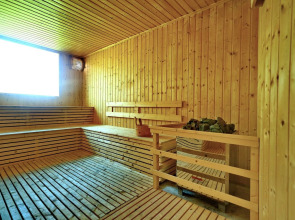 Отель Vannee Golden Sands Resort