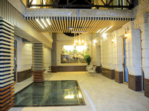 Отель Rich Land