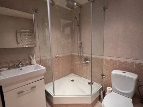 Апартаменты 39 Kvartir на Буткова 14