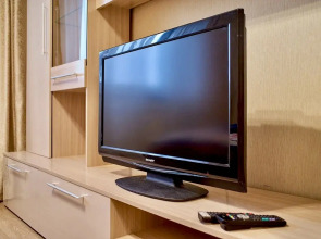 Апартаменты Уютная Студия с большой лоджией в доме бизнес-класса