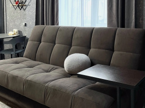 Апартаменты Granada Шикарная евро-двушка в центре города с новым ремонтом в стиле Лофт