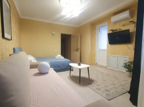 Апартаменты 2х комн.кв с 2мя кроватями и раскладным диваном на 23м этаже