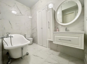 Апартаменты 4-комнатные HomeApart Свердлова, 26