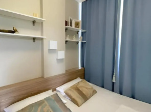 Апартаменты Айсберг с видом на храм с балконом