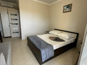 Гостевой Дом "Adam & Eva"