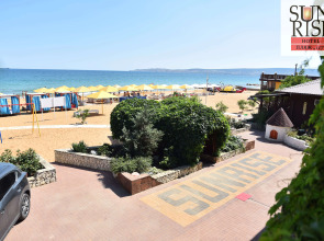 Отель Санрайз