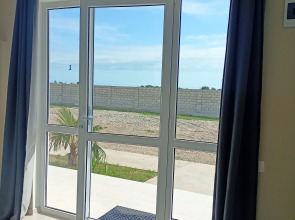 Курортный отель Sun Village