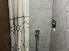 Апартаменты Happy People на улице Галины Вишневской 5