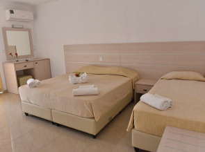 Отель Hanioti Grand Victoria