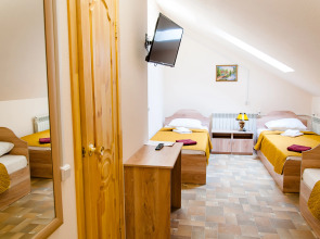 Мини-отель Придорожный комплекс Лукоморье