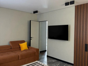 Квартира уютная 2х-к с дизайнерским ремонтом в ЖК Апарт