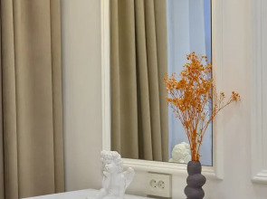 Апартаменты в центре с красивым видом из окна Рядом Метро и Кремль