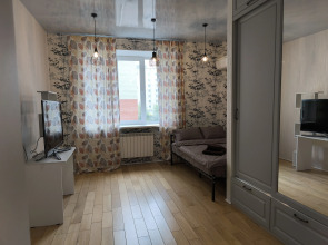 Квартира просторная на Богдана Хмельницкого