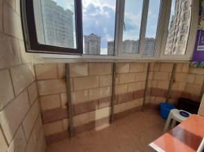 Апартаменты 1-комнатные с балконом на двенадцатом этаже