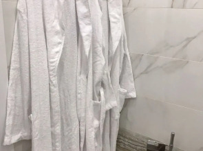 Sunny Sky Solnechnoye Nebo Apartments