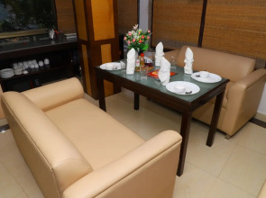 Отель Ganesha Inn