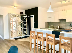 Апартаменты на Нижне-Трубежной 1