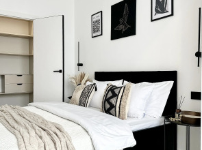 Апартаменты 158/4 Комфорт сити с двуспальной кроватью, диваном и красивым видом