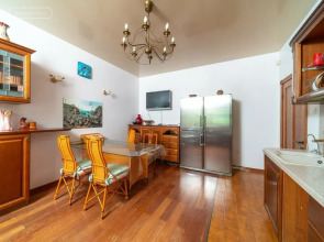 Апартаменты на Цюрупы 7