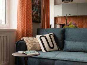 Апартаменты Новые Дизайнерские с Видом на Верхнее Озеро