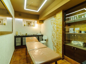 Отель Tulip Residence & Spa