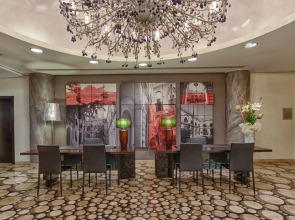 Отель AX The Palace