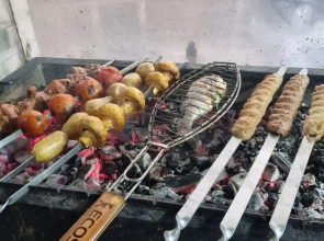 River House Apartments