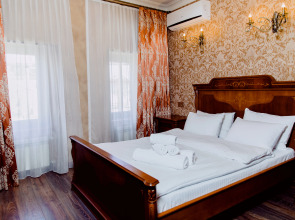 Royal Antique Boutique Hotel