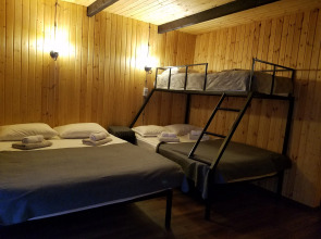 Гостевой дом Cottages in Stephantsminda Echoes