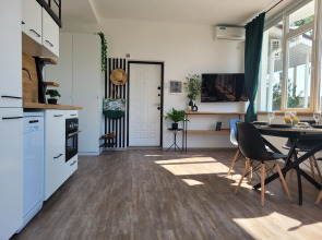 Апартаменты Красная 15