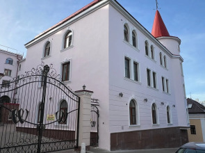 Апартаменты на Краснофлотской с видом на замок