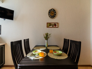 Апартаменты Чистая и Уютная Недалеко от Моря от LetoApart