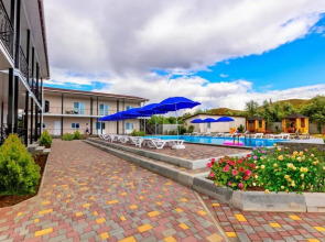 Мини-отель Империал Новоотрадное Керчь