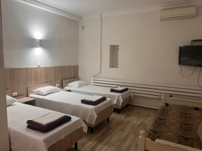 Отель Турист