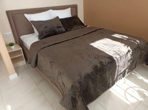 Апартаменты видовые сети «Все в гости» на ул.10 Августа 85 на 17 этаже