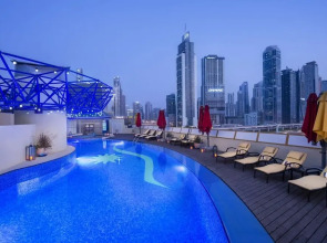 Отель Leva Mazaya Centre Dubai