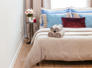 Апартаменты ROOM TOUR в историческом центре Тюмени