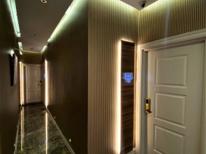 Отель Golden Gate