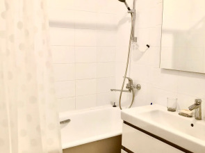 Апартаменты на Нижне-Трубежной 1