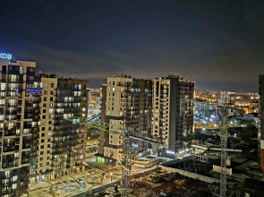 Апартаменты Relax View | Rasko home | c красивым ночным видом с высоты полета птиц