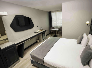 Отель Express Plus