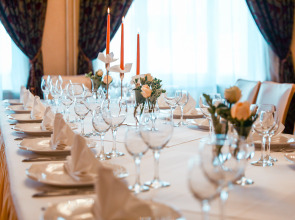 Отель Континентал