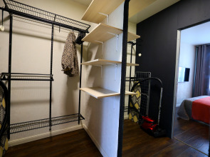 Квартира Стильная Современная с Проектором для Уютных Вечеров в Историческом Центре Города