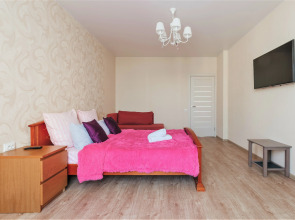 Апартаменты на Крайнова 3А