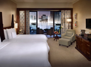 Отель Palace Downtown