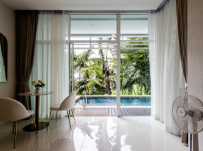 Апарт-отель Karon Beach Residence Phuket