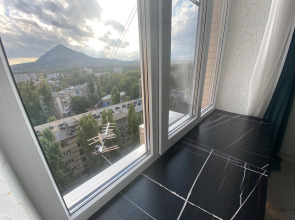 Апартаменты Чкалова 37 бизнес-класса с видом на горы